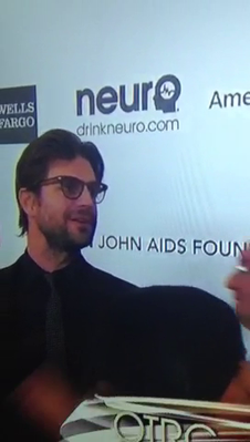 Elton-john-foundation-oscar-party-arrivals-screencaps-feb-24th-2013-0017.png