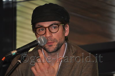 Showtime-convention-panel1-by-martha-winchester-feb-17th-2013-002.JPG