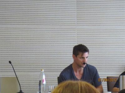 Night-itacon-panel-by-tatjanay-sept-1st-2012-016.jpg