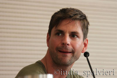 Night-itacon-panel-by-indias-sept-2nd-2012-001.jpg