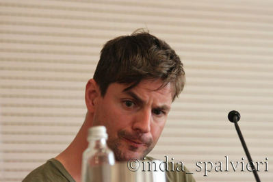 Night-itacon-panel-by-indias-sept-2nd-2012-011.jpg