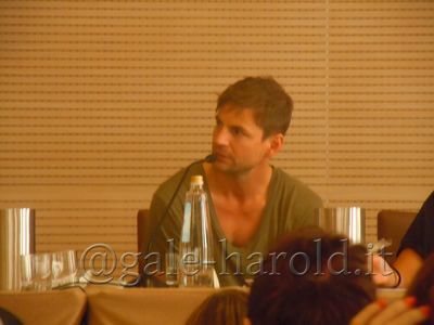 Night-itacon-panel-by-krim-sept-2nd-2012-008.jpg