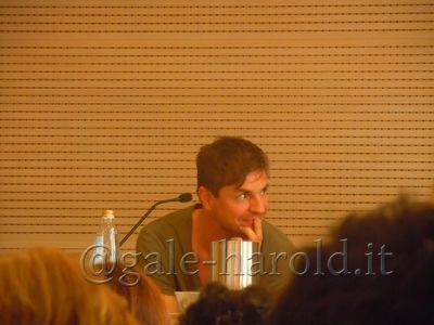 Night-itacon-panel-by-krim-sept-2nd-2012-018.jpg