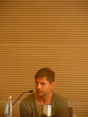 Night-itacon-panel-by-krim-sept-2nd-2012-031.jpg