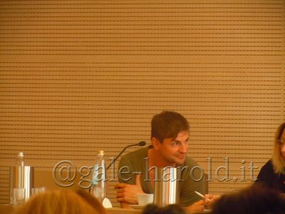 Night-itacon-panel-by-krim-sept-2nd-2012-036.jpg