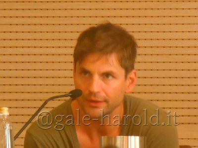 Night-itacon-panel-by-krim-sept-2nd-2012-039.jpg