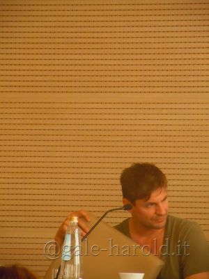 Night-itacon-panel-by-krim-sept-2nd-2012-056.jpg