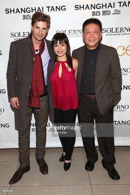 Falling-for-grace-premiere-asia-society-arrivals-jan-26th-2010-011.jpg