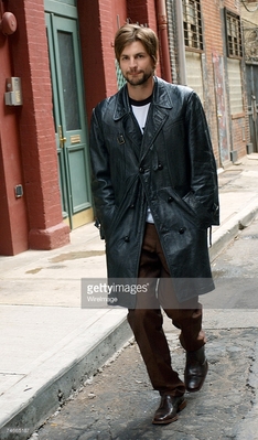 Particles-of-truth-tribeca-film-festival-portraits-may-6th-2003-056.jpg