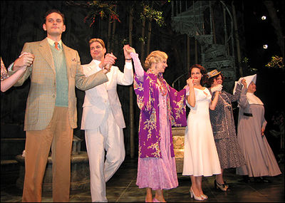 Suddenly-last-summer-on-stage-opening-2006-017.jpg