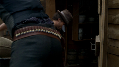 Deadwood-3x09-screencaps-0023.png