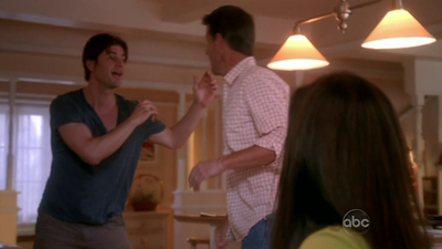 Desperate-housewives-5x03-screencaps-0032.png