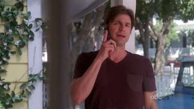 Desperate-housewives-5x06-screencaps-0146.png