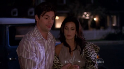 Desperate-housewives-5x07-screencaps-0403.png