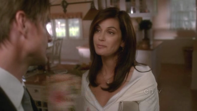 Desperate-housewives-5x22-screencaps-0317.png