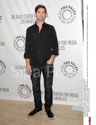 Hellcats-paleyfest-fall-cw-preview-arrivals-sept-15th-2010-045.jpeg