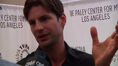 Hellcats-paleyfest-red-carpet-interview-part2-screencaps-sept-15th-2010-025.png