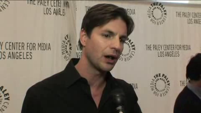 Hellcats-paleyfest-red-carpet-interview-part3-screencaps-sept-15th-2010-0074.png