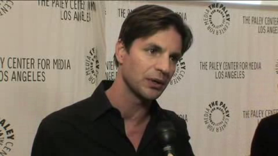 Hellcats-paleyfest-red-carpet-interview-part3-screencaps-sept-15th-2010-0085.png