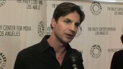 Hellcats-paleyfest-red-carpet-interview-part3-screencaps-sept-15th-2010-0086.png