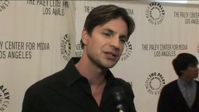 Hellcats-paleyfest-red-carpet-interview-part3-screencaps-sept-15th-2010-0089.png