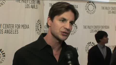 Hellcats-paleyfest-red-carpet-interview-part3-screencaps-sept-15th-2010-0094.png