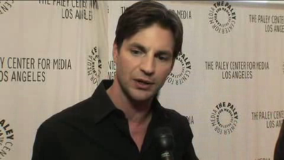 Hellcats-paleyfest-red-carpet-interview-part3-screencaps-sept-15th-2010-0107.png