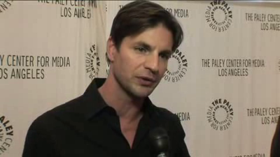 Hellcats-paleyfest-red-carpet-interview-part3-screencaps-sept-15th-2010-0135.png