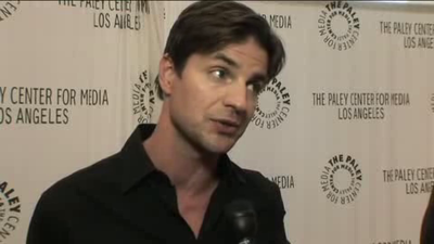 Hellcats-paleyfest-red-carpet-interview-part3-screencaps-sept-15th-2010-0145.png