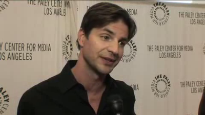 Hellcats-paleyfest-red-carpet-interview-part3-screencaps-sept-15th-2010-0152.png