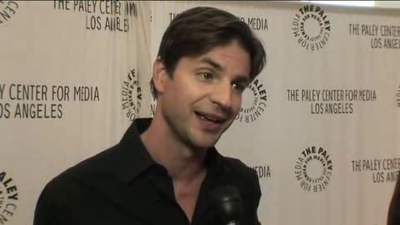 Hellcats-paleyfest-red-carpet-interview-part3-screencaps-sept-15th-2010-0153.png