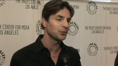 Hellcats-paleyfest-red-carpet-interview-part3-screencaps-sept-15th-2010-0172.png