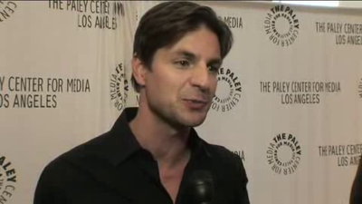 Hellcats-paleyfest-red-carpet-interview-part3-screencaps-sept-15th-2010-0174.png