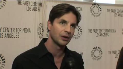 Hellcats-paleyfest-red-carpet-interview-part3-screencaps-sept-15th-2010-0192.png