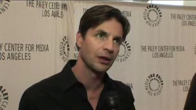 Hellcats-paleyfest-red-carpet-interview-part3-screencaps-sept-15th-2010-0194.png