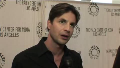 Hellcats-paleyfest-red-carpet-interview-part3-screencaps-sept-15th-2010-0195.png