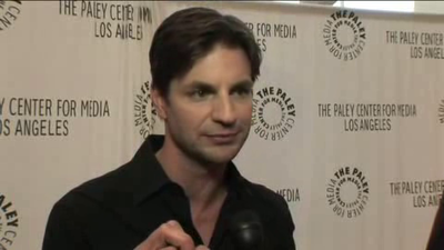 Hellcats-paleyfest-red-carpet-interview-part3-screencaps-sept-15th-2010-0200.png