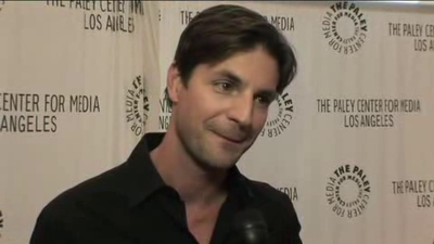 Hellcats-paleyfest-red-carpet-interview-part3-screencaps-sept-15th-2010-0231.png