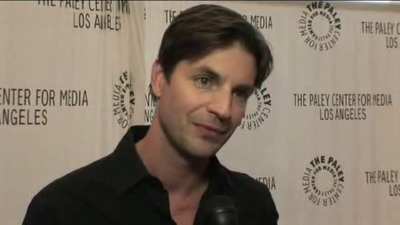 Hellcats-paleyfest-red-carpet-interview-part3-screencaps-sept-15th-2010-0236.png