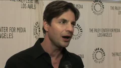 Hellcats-paleyfest-red-carpet-interview-part3-screencaps-sept-15th-2010-0241.png