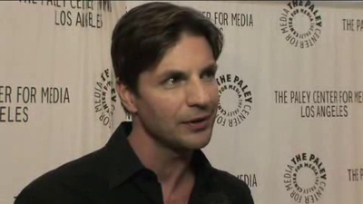 Hellcats-paleyfest-red-carpet-interview-part3-screencaps-sept-15th-2010-0251.png