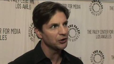 Hellcats-paleyfest-red-carpet-interview-part3-screencaps-sept-15th-2010-0257.png