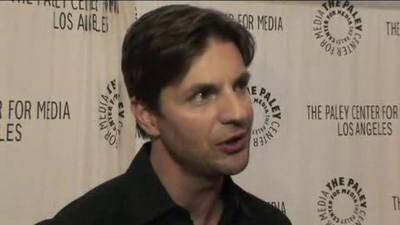 Hellcats-paleyfest-red-carpet-interview-part3-screencaps-sept-15th-2010-0261.png