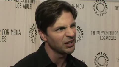 Hellcats-paleyfest-red-carpet-interview-part3-screencaps-sept-15th-2010-0270.png