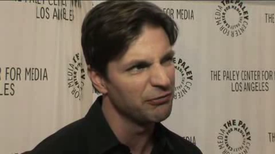 Hellcats-paleyfest-red-carpet-interview-part3-screencaps-sept-15th-2010-0271.png