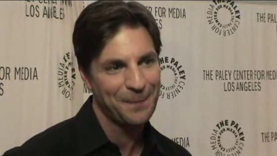 Hellcats-paleyfest-red-carpet-interview-part3-screencaps-sept-15th-2010-0287.png