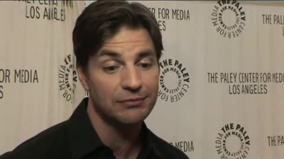 Hellcats-paleyfest-red-carpet-interview-part3-screencaps-sept-15th-2010-0302.png