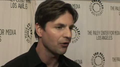 Hellcats-paleyfest-red-carpet-interview-part3-screencaps-sept-15th-2010-0325.png