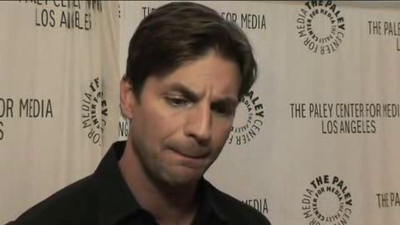 Hellcats-paleyfest-red-carpet-interview-part3-screencaps-sept-15th-2010-0334.png