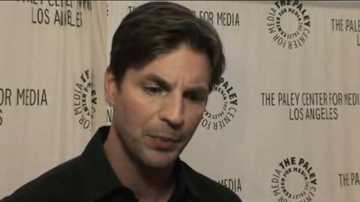 Hellcats-paleyfest-red-carpet-interview-part3-screencaps-sept-15th-2010-0336.png